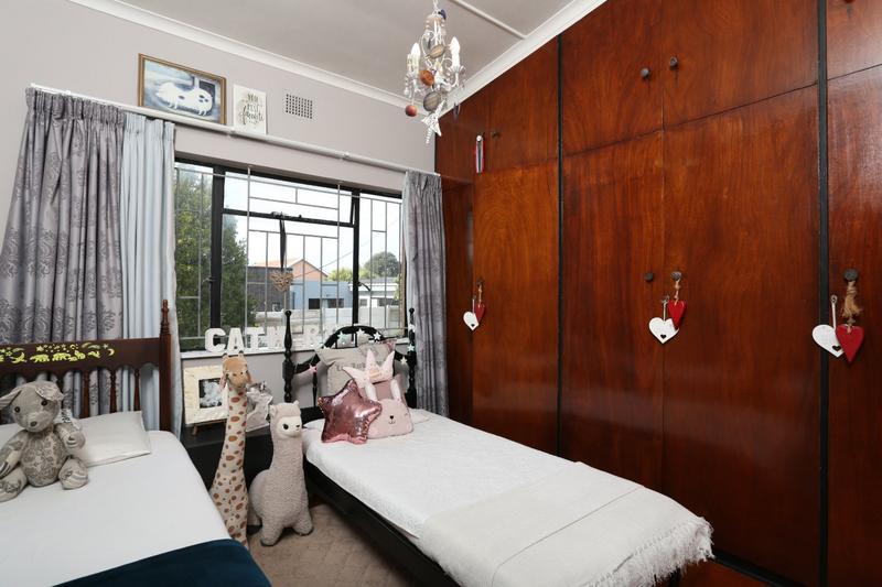 5 Bedroom Property for Sale in Mossel Bay Central Western Cape